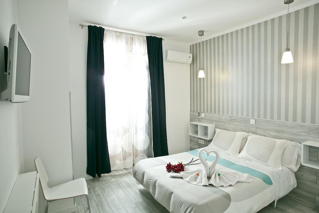 Hostal Main Street Madrid Exterior foto